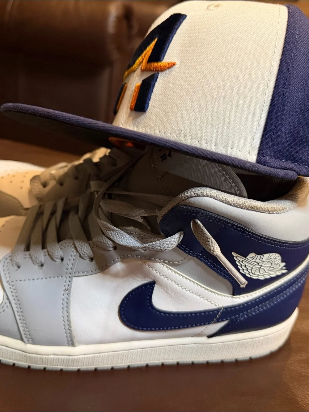 Jordan 1 Mid Men’s Sneakers - White, Navy & Light Gray